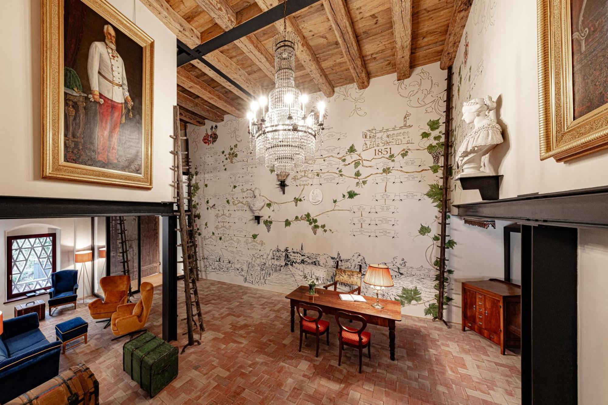 Castel Sallegg Suites Adults Only Caldaro Dış mekan fotoğraf