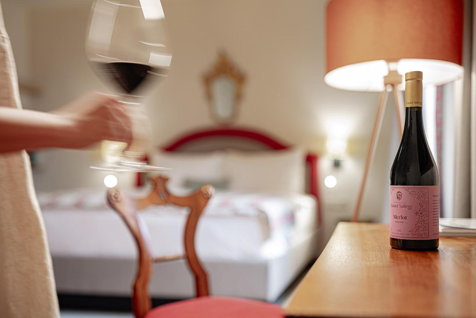 Castel Sallegg Suites Adults Only Caldaro Dış mekan fotoğraf
